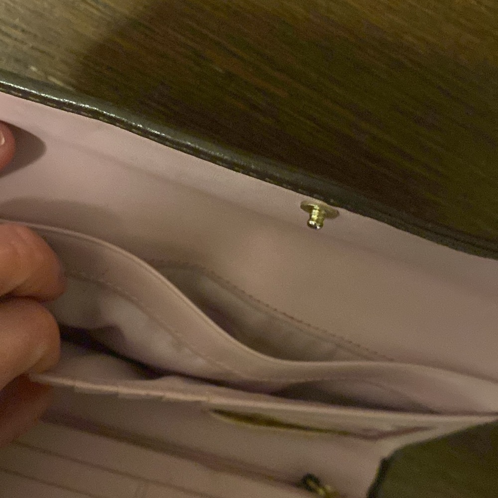 Coach wallet. - Picture 6 of 7